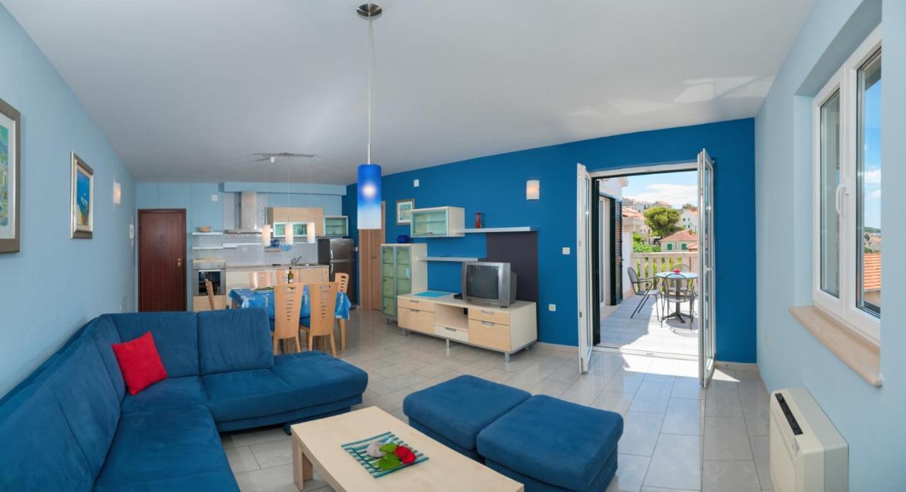 Apartments By The Sea Postira, Brac - 15242 Dış mekan fotoğraf